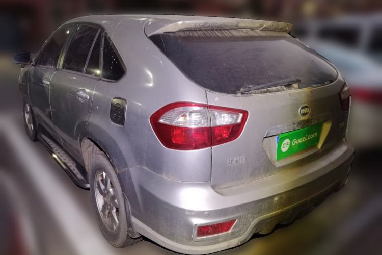 Used BYD S6 2011 2.0L Manual Luxury Edition