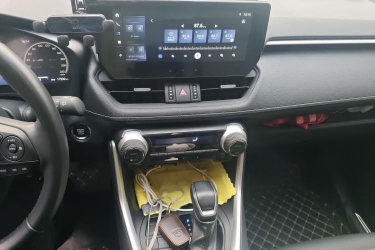 Used Toyota Wildlander 2023 2.0L CVT Two-Wheel Drive Luxury PLUS Edition
