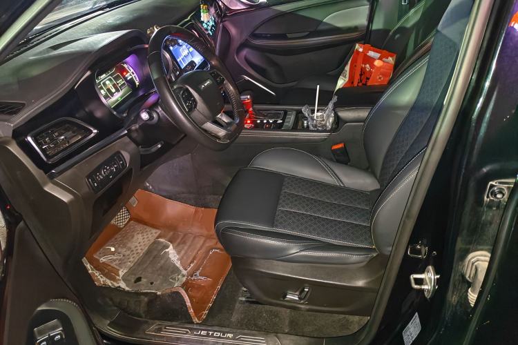 Used JETOUR X90 2019 1.6T DCT Luxury Touring Edition 7 Seats China VI Standard Left Front Seat