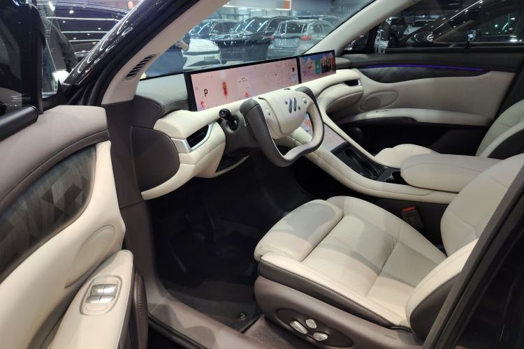 Used IM LS6 2023 Max Standard Edition Driver Seat