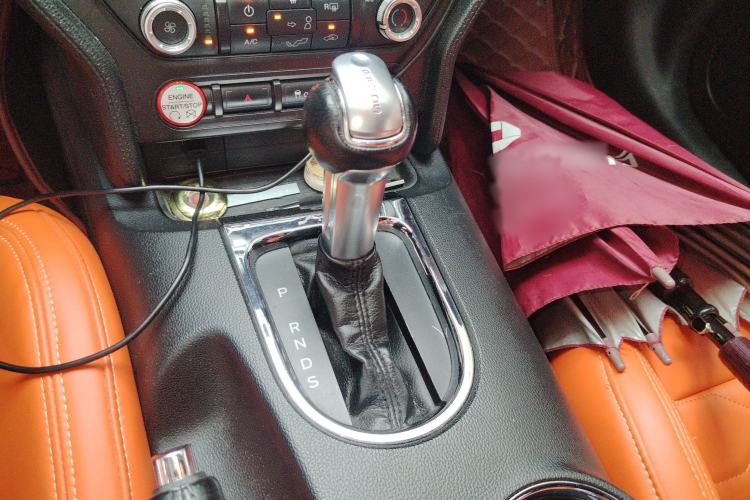 Used Ford Mustang 
