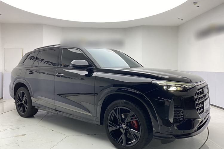 Used Audi Q6 2024 45 TFSI quattro Black Warrior Edition 6 Seats
