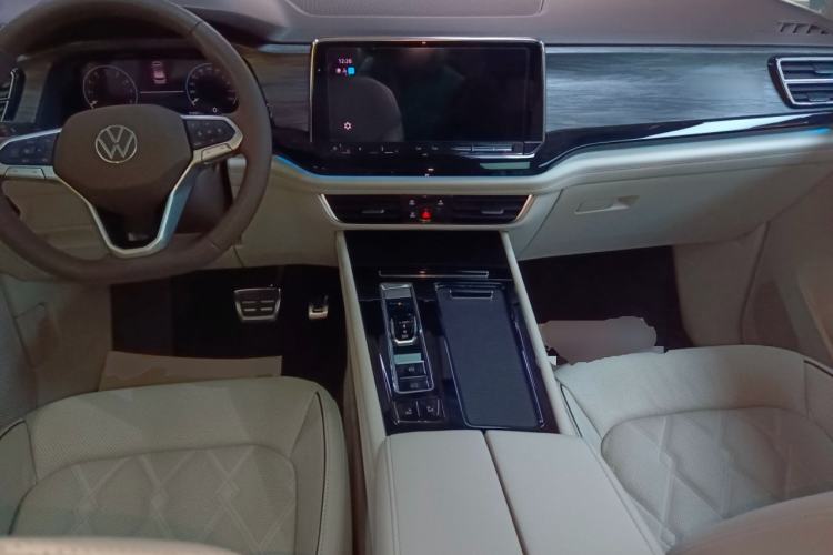 Used Volkswagen Viloran 2022 380TSI Prestige Edition