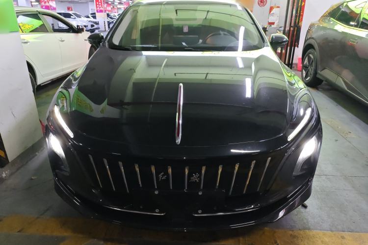 Used Hongqi E-QM5 2022 431 km Charge & Enjoy Edition Front