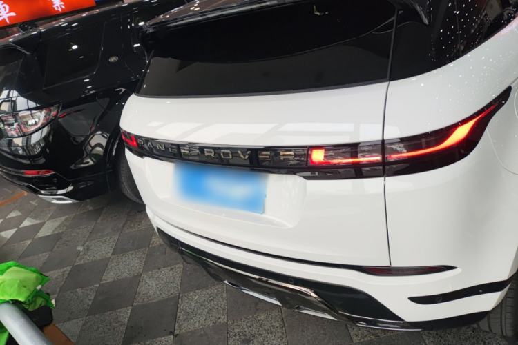 Used Land Rover Range Rover Evoque 2024 Aurora L 249 PS Prestige Light-Chasing Edition
