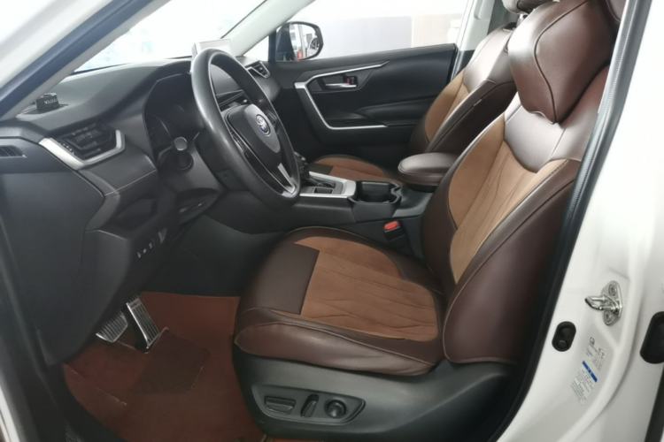 Used Toyota RAV4 2021 2.0L CVT 4x4 Trend Edition
