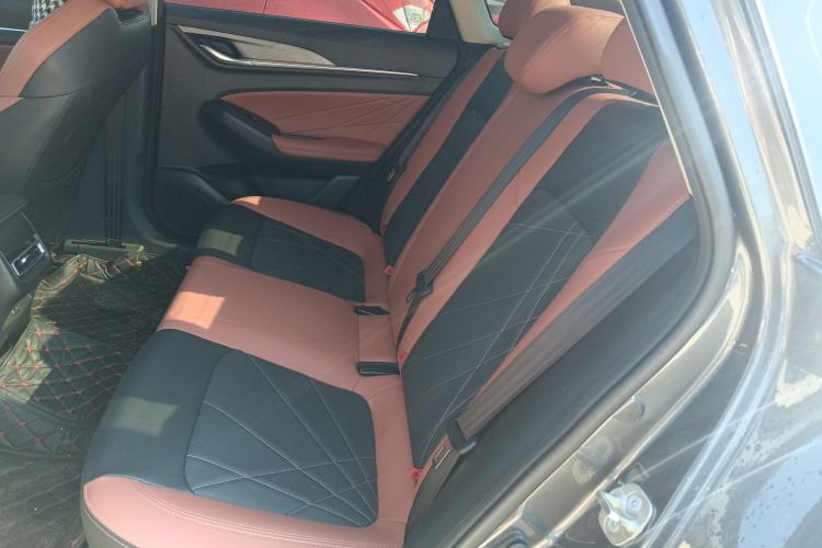 Used CHANGAN Eado 2024 PLUS Blue Whale NE 1.4T GDI DCT High-Energy Edition Left Rear Seat