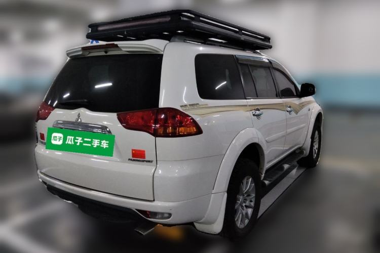Used Mitsubishi Pajero Sport 2013 3.0L Automatic 4x4 Flagship Edition
