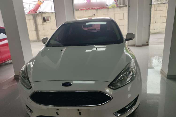 Used Ford Focus 2015 Hatchback 1.6L Automatic Fashion Edition