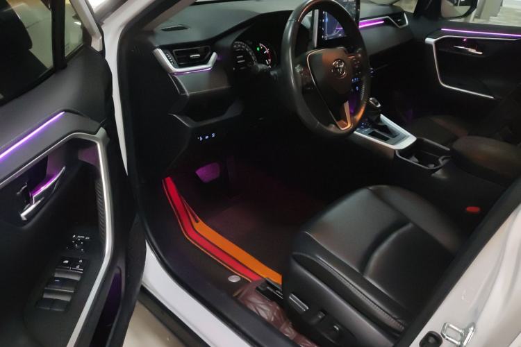 Used Toyota RAV4 2022 2.0L CVT Two-Wheel Drive Fashion Plus Edition
