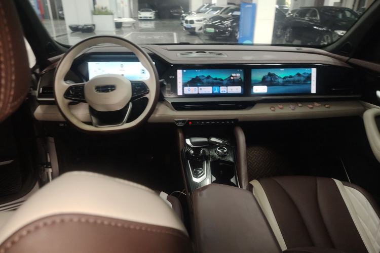 Used Geely Auto Monjaro L 2024 2.0TD High-Power Automatic Two-Wheel Drive Yunqi Version