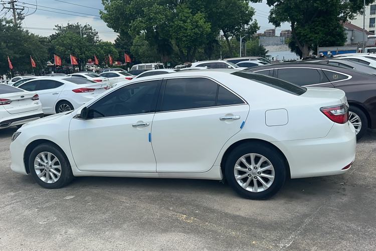 Used Toyota Camry 2016 2.0E 10th Anniversary Elite Edition