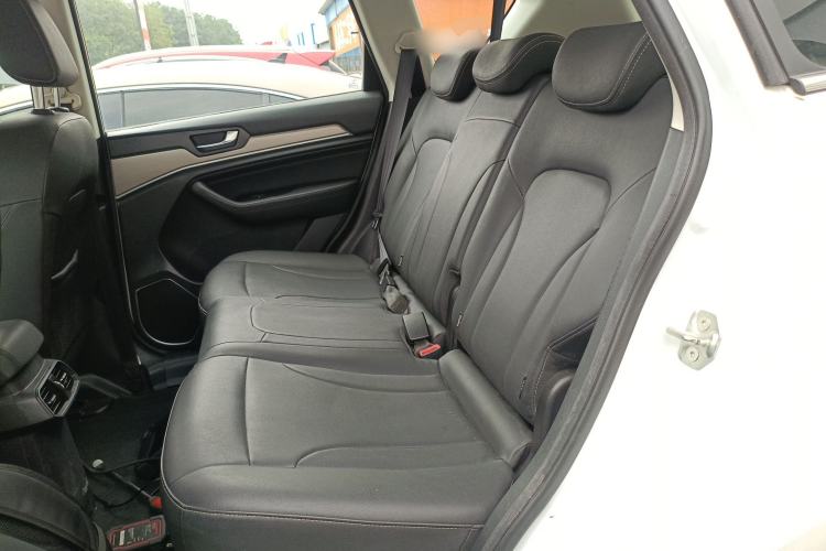 Used Haval H6 2021 Sport Edition 1.5T Automatic Elite Smart Connectivity Model with Hexagonal Grille
