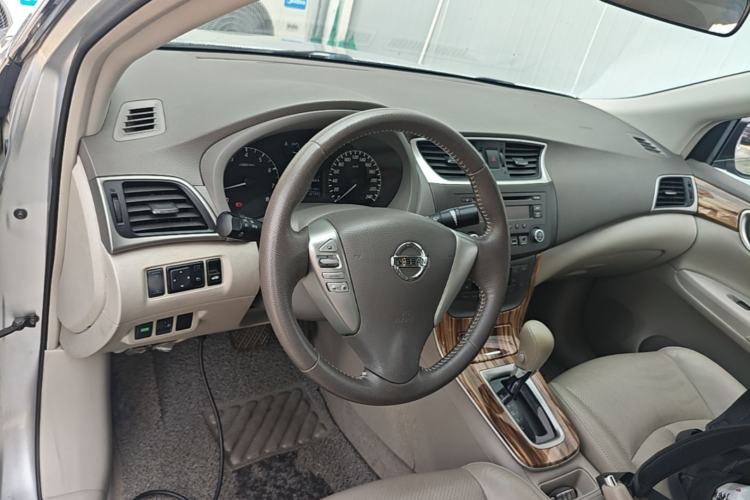 Used Nissan Sylphy 2014 1.6XV CVT Deluxe Edition