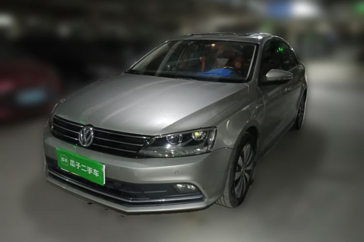 Used Volkswagen Sagitar 2015 230TSI Automatic Luxury Model