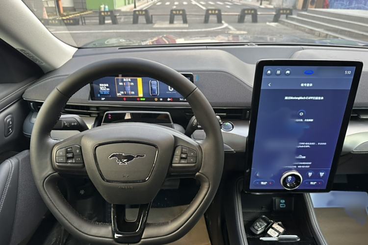 Used Ford Mustang Mach-E 2021 Leap Edition Rear-Drive Version (Standard Range)