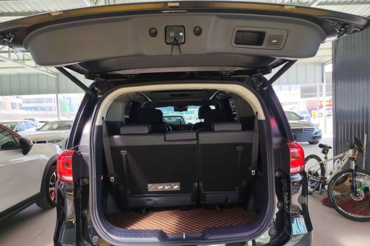 Used GAC Trumpchi M8 2018 320T Luxury Edition Trunk