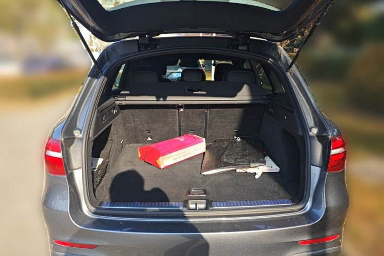 Used Mercedes-Benz GLC 2017 GLC 260 4MATIC Luxury Model