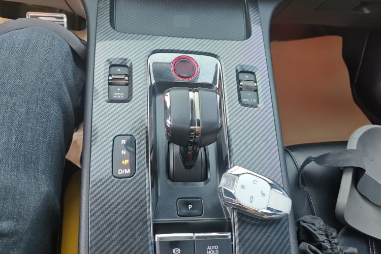 Used GAC Trumpchi EMPOW 2021 270T DCT J16 Version Gear Lever