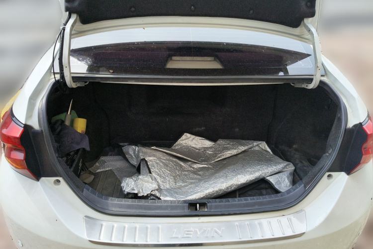 Used Toyota Levin 2017 Revised Dual-Engine 1.8H GS E-CVT Elite Sunroof Version China V Standard Trunk