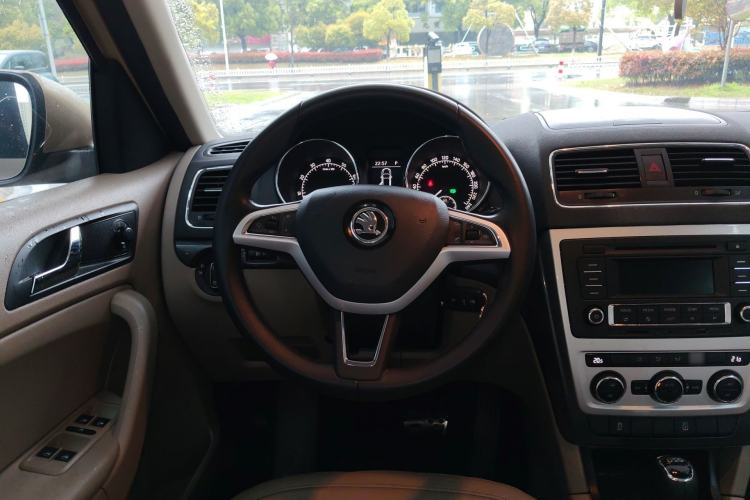 Used Skoda Yeti 2016 1.4TSI DSG Style Edition Steering Wheel