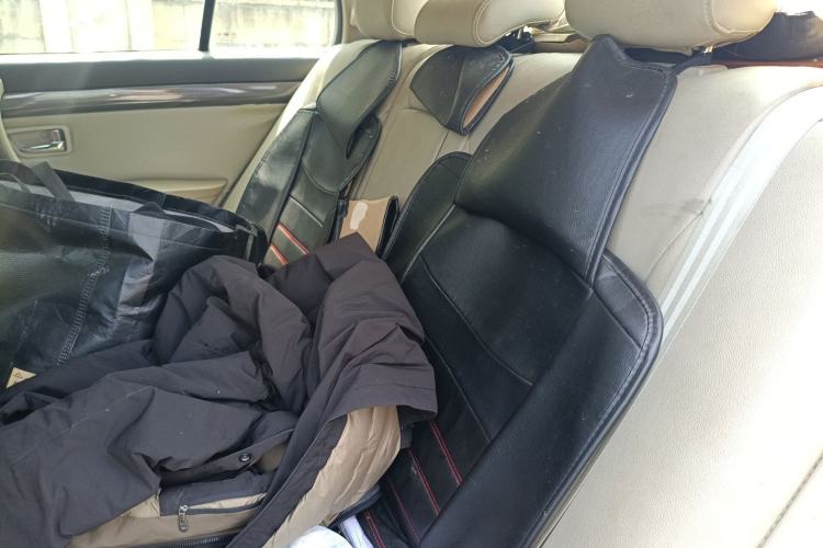 Used Bestune B70 2011 2.0L Manual Fashionable Edition