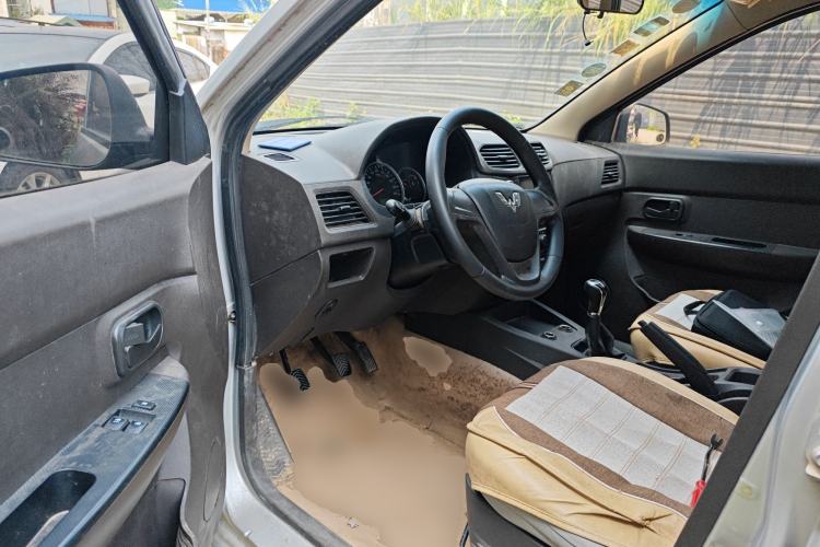 Used Wuling Hongguang 2015 1.2L S Base Model China V Standard