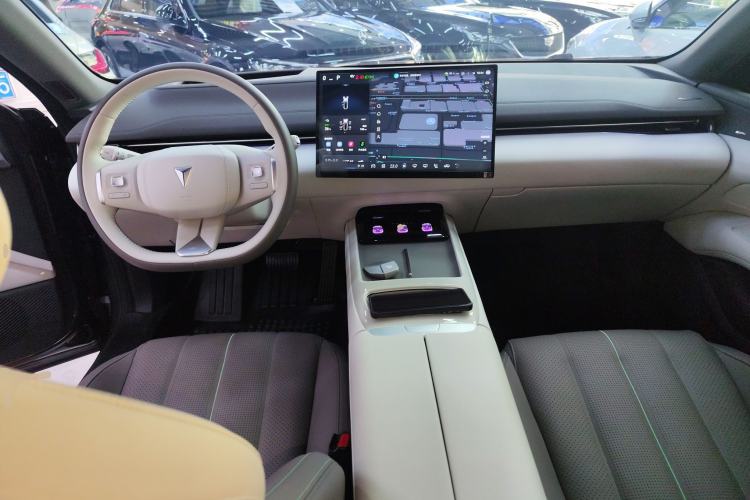 Used Deepal L07 2024 530Max Pure Electric Version Center Console