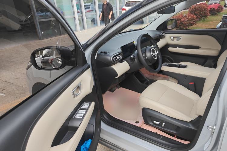 Used Wuling Bingo PLUS 2024 510 km Flagship Edition Four-Seater Version