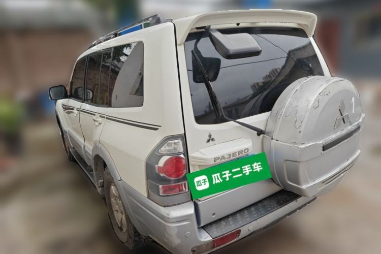 Used Mitsubishi Pajero 2011 V73 3.0L AT GLS
