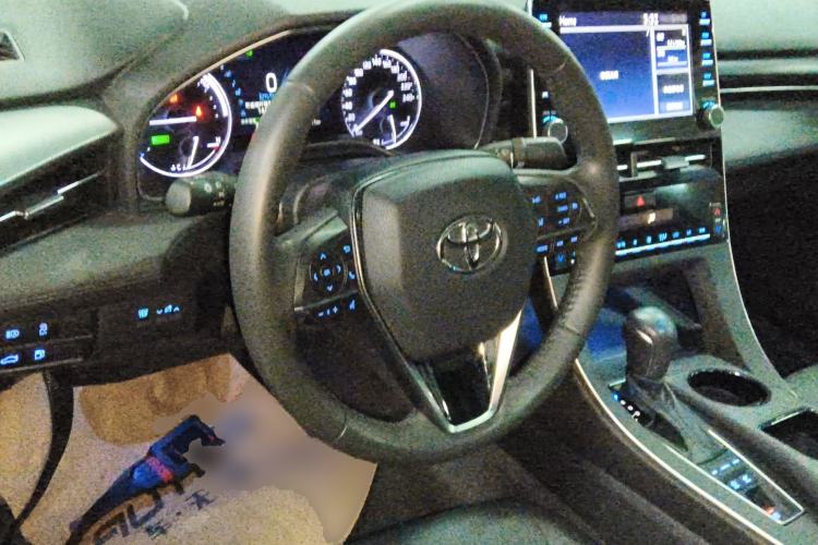 Used Toyota Avalon 2019 Dual-Engine 2.5L Luxury Edition China VI Standard

