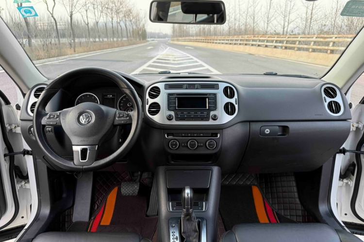 Used Volkswagen Tiguan L 2015 1.8TSI Automatic Two-Wheel Drive Comfort Edition
