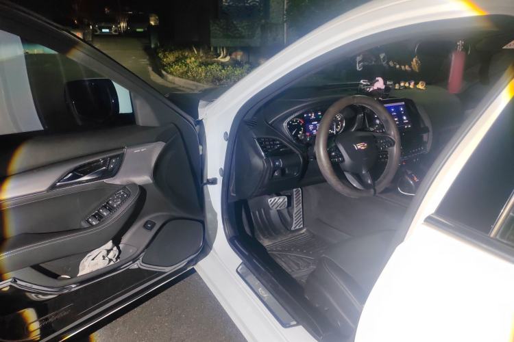 Used Cadillac CT5 2022 28T Luxury Edition Driver Seat