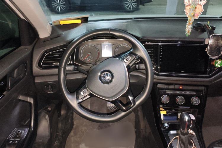 Used Volkswagen T-ROC 2018 280TSI DSG Two-Wheel Drive Comfort Version China VI Standard