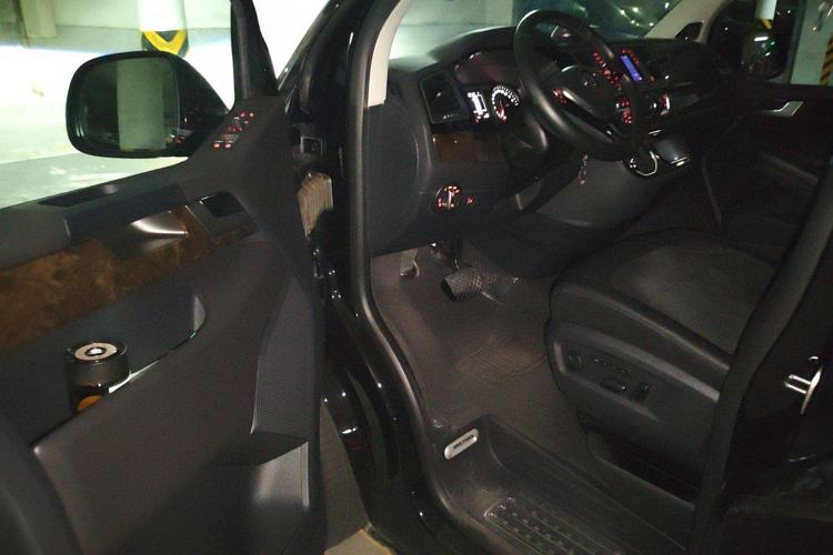 Used Volkswagen Multivan 2018 2.0 TSI Four-Wheel Drive Comfort Edition 7-Seater Driver Seat