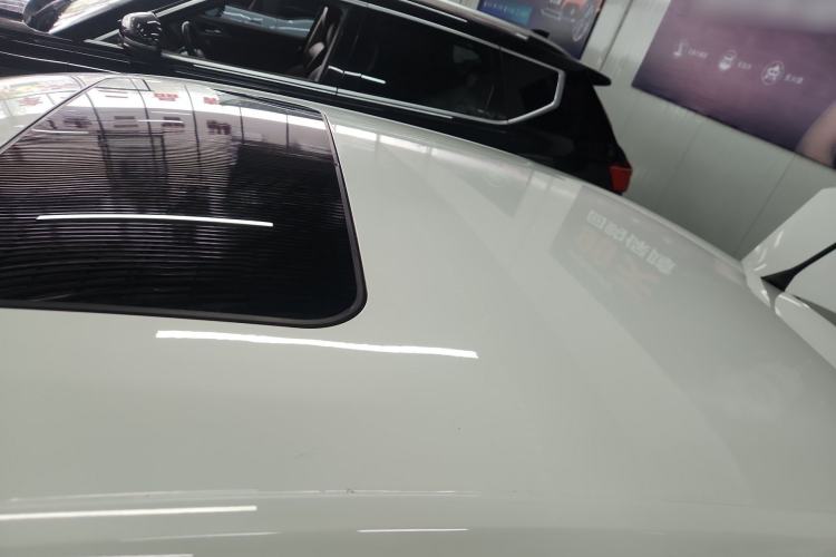 Used Volkswagen Jetta 2015 1.6L Manual Comfort Model Roof