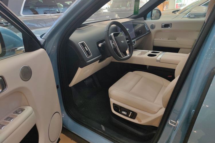 Used Li Auto L8 2024 Ultra Model