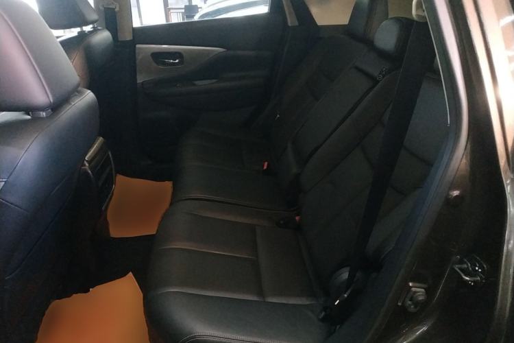 Used Nissan Murano 2019 2.5L XL Two-Wheel Drive Smart Connect Luxury Edition China VI Standard