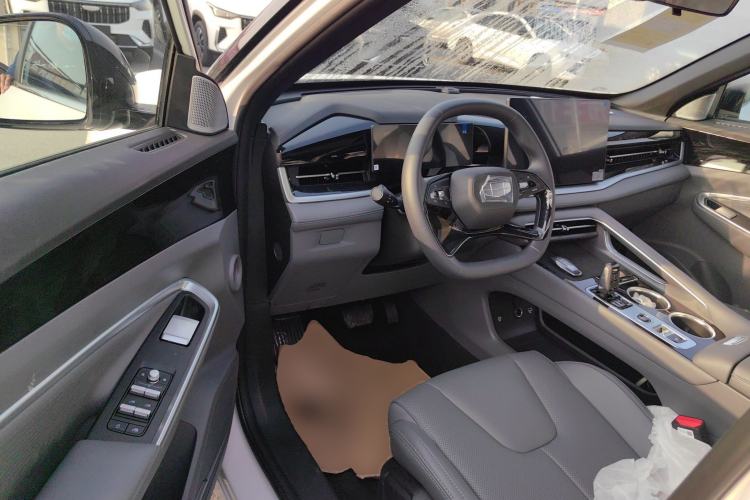 Used Geely Auto Emgrand X7 Sport 2026 Model 1.5TD Aspirational Driver Seat