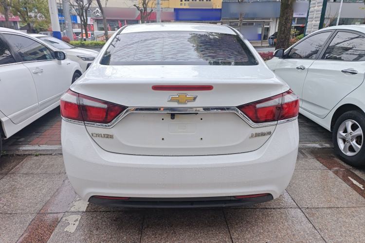 Used Chevrolet Cruze 2015 1.5L Automatic Fashion Navigation Edition
