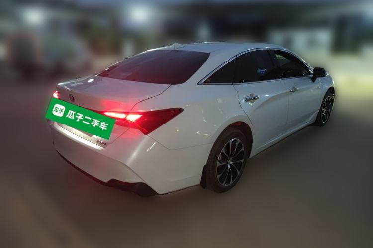 Used Toyota Avalon 2023 Dual-Engine 2.5L Luxury Edition
