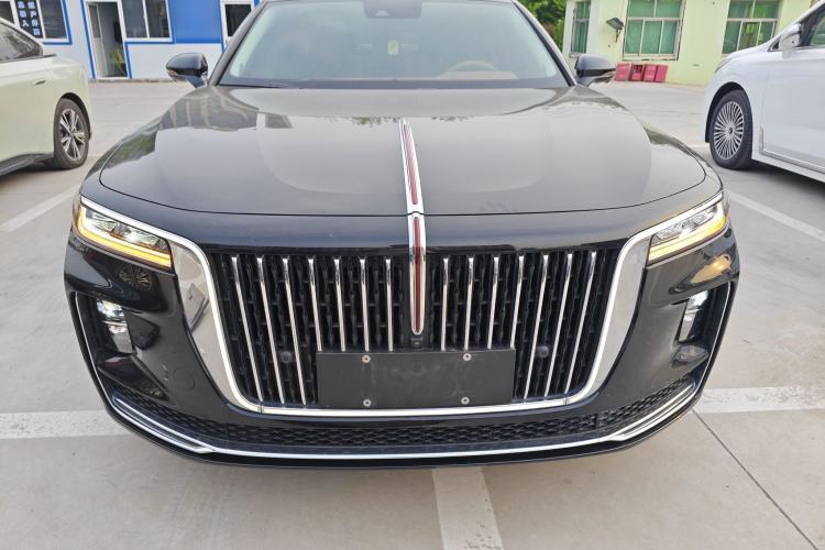 Used Hongqi H9 2023 2.0T Smart Connect Flagship Edition Front