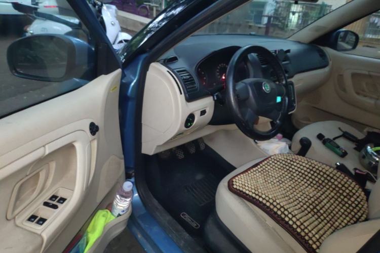 Used Skoda Fabia 2012 1.4L Manual Crystal Edition