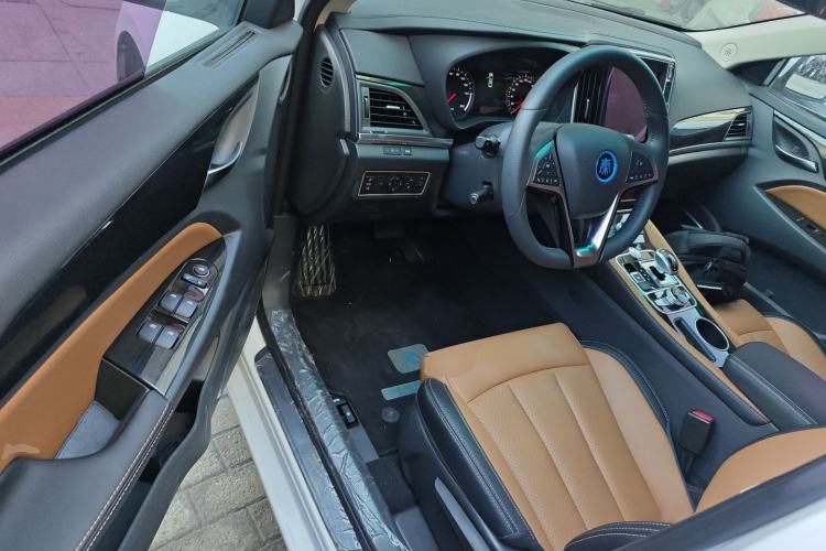 Used BYD Qin New Energy 2017 1.5T Luxury Model