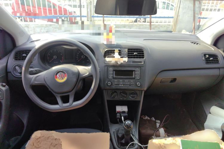 Used Volkswagen Polo 2014 1.4L Manual Fashion Edition
