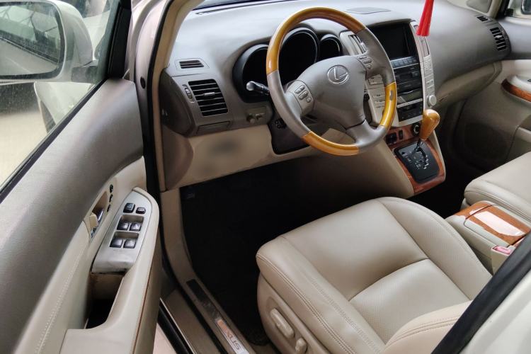 Used Lexus RX Classic 2006 350 Driver Seat