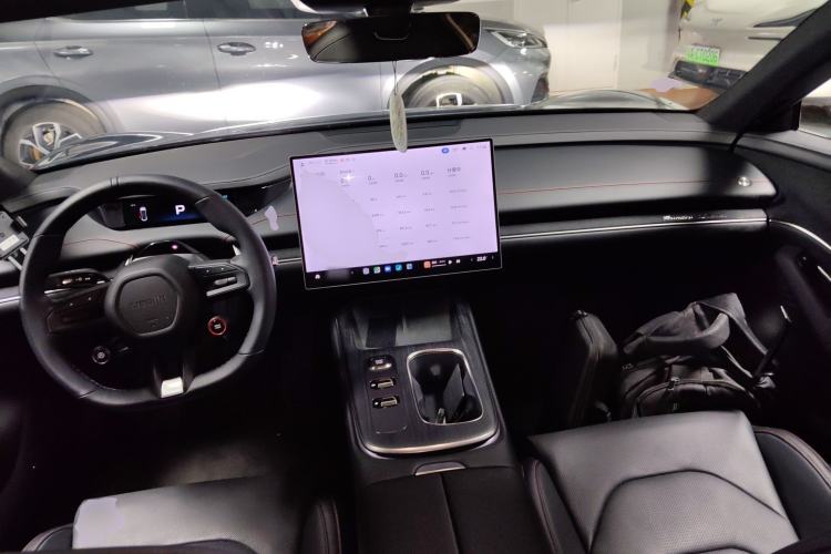 Used Xiaomi Auto SU7 2024 Rear-Drive Standard Founder Edition
