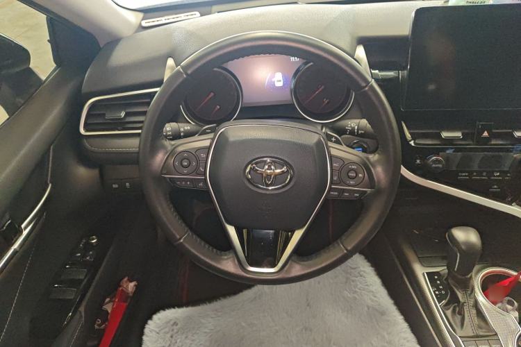 Used Toyota Camry 2023 2.0S Knight Edition