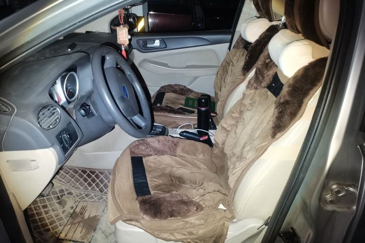 Used Ford Focus 2013 Sedan Classic 1.8L Automatic Base Model
