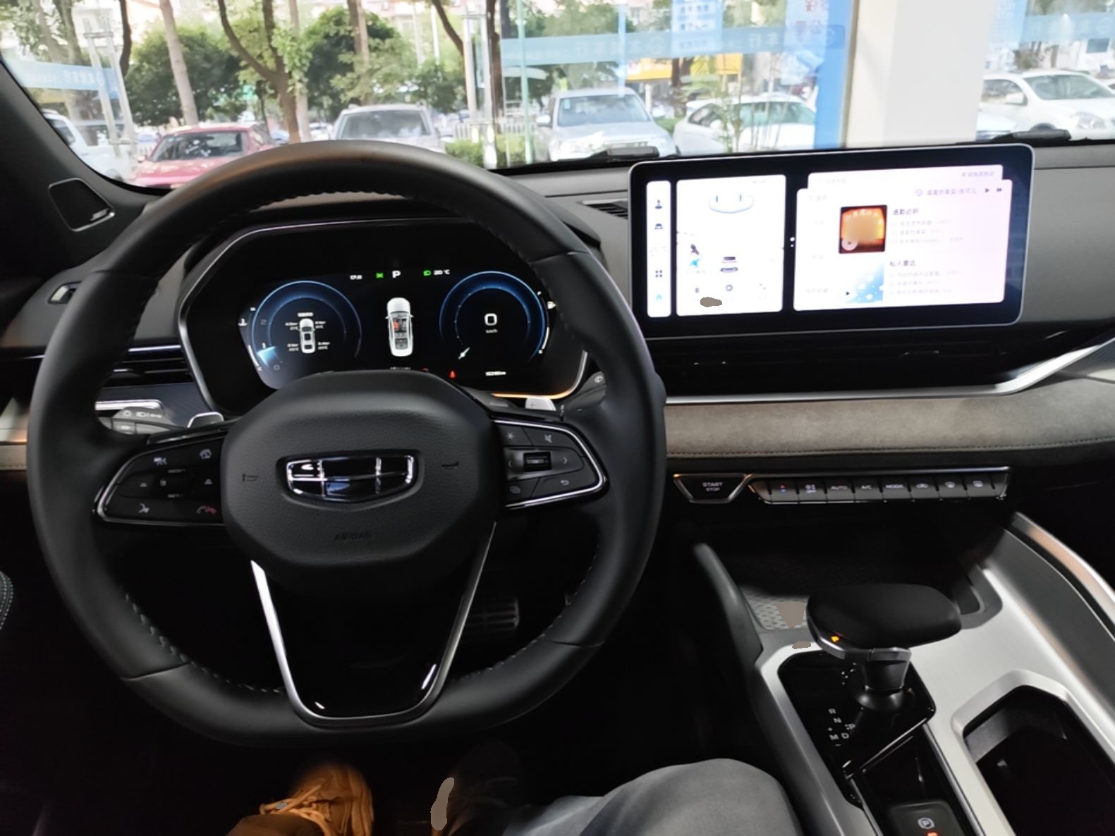 Geely Auto Preface 2023 2.0TD "Only This Verdant Green" Edition — снимка 12